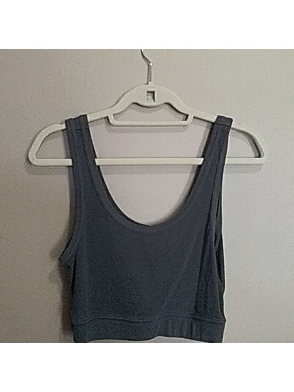 H&M crop top size medium